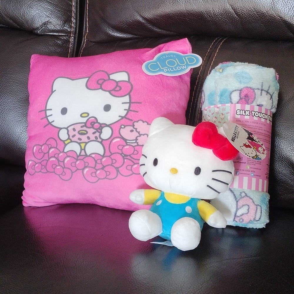 Hello Kitty Plush with Silk Touch Blanket & Cloud Pillow